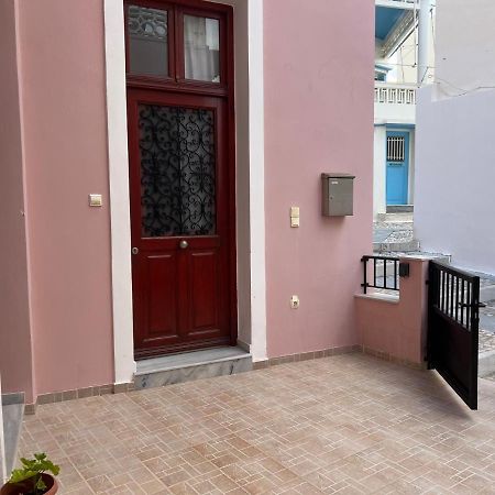 Ermoupoli, Syros City Apartments Exteriör bild