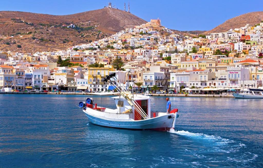 Ermoupoli, Syros City Apartments Exteriör bild